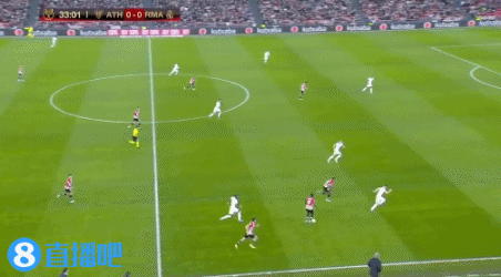 对手直接被晃在原地