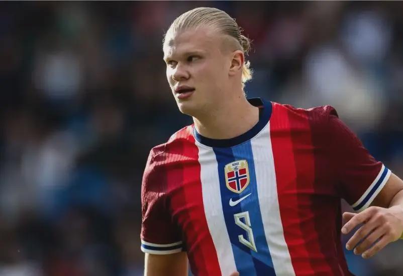 替补球员关键时刻破门逆转比赛