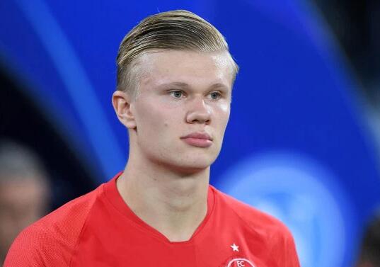 都体：尤文对洛博特卡感兴趣，但他更愿意接受来自国外的报价