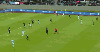 杜兰特三节28+8刷爆纪录：里程碑之夜击溃太阳 激情握拳怒吼庆祝