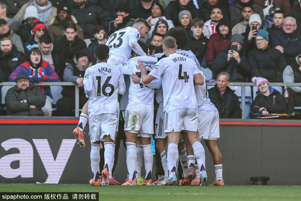 赫拉克勒斯前锋：希望俱乐部把我卖了，这样他们能赚很多钱